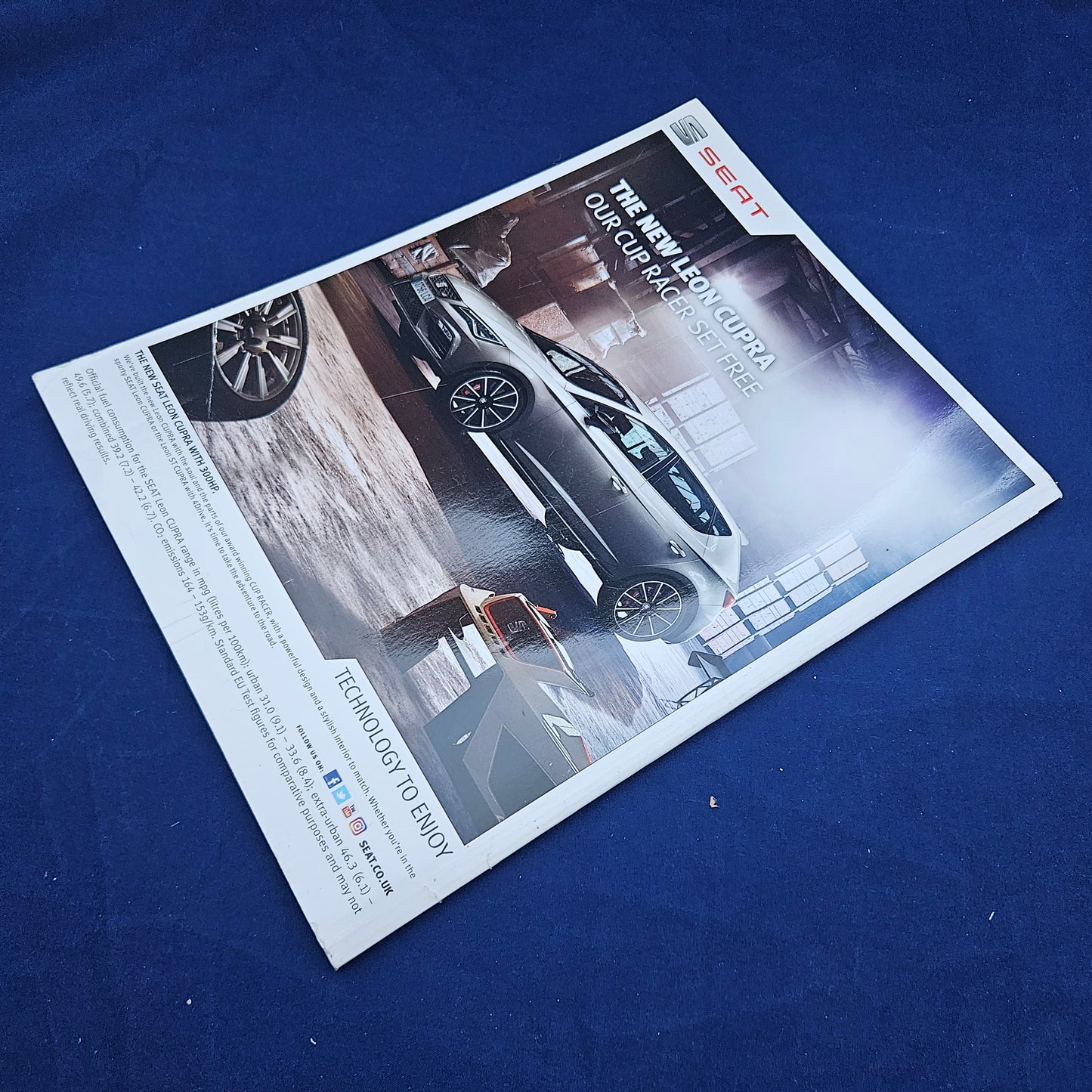 evo Magazine October 2017 (1332) Ferrari 70 Caterham 60 McLaren 570S AMG GT
