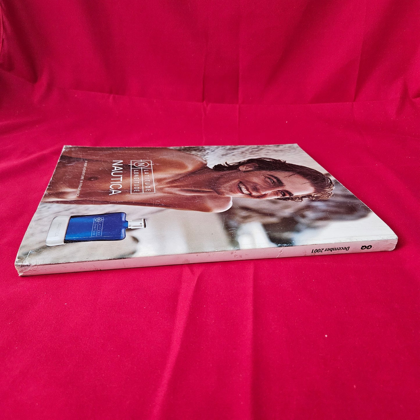 GQ Magazine December 2001 (1365) Natalie Imbruglia Victoria Beckham Liz Hurley