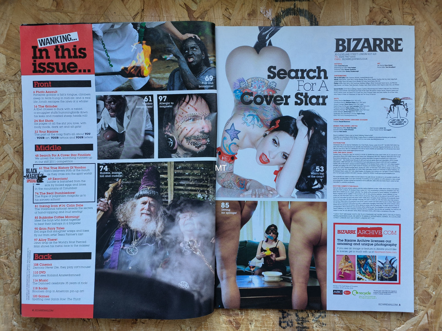 BIZARRE Magazine December 2011 (1056) Annabelle Lee Cervena Fox