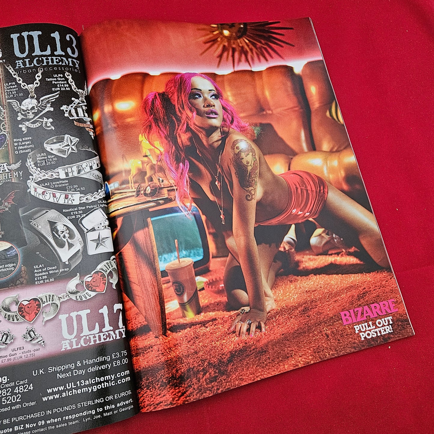 Bizarre Magazine November 2009 (1274) Cover Girl Skin The Enigma Poster Included