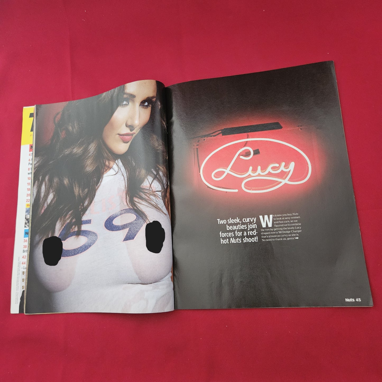 Nuts Magazine 27 August-2 September 2010 (1291) Lucy Pinder Katie Green Sian
