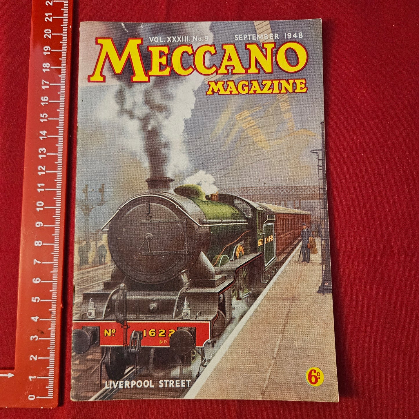 Vintage MECCANO Magazine September 1948 (004) Vol 33 No 9 Hornby Dublo LNER Steam