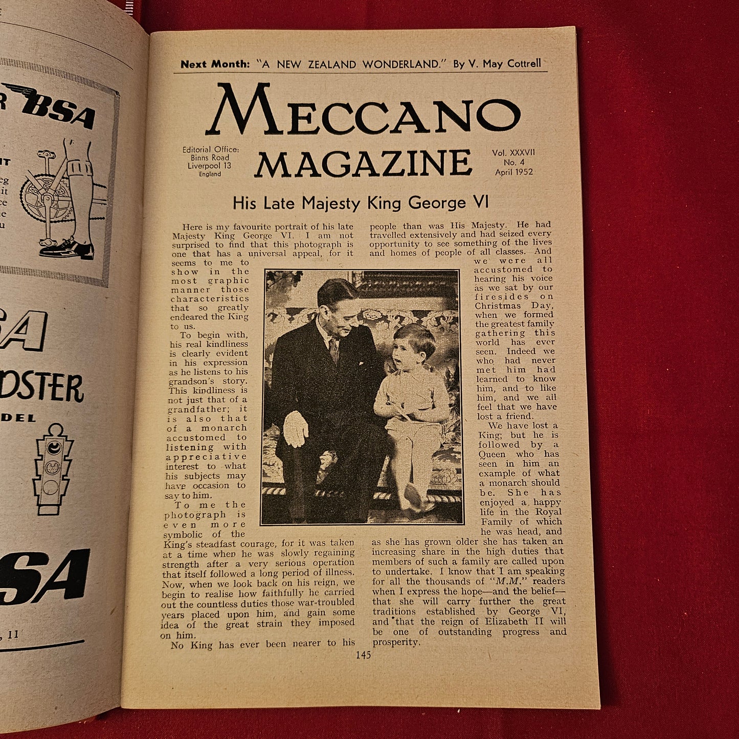 Vintage MECCANO Magazine April 1952 (004) Vol 37 No 4 Jet Bomber King George VI