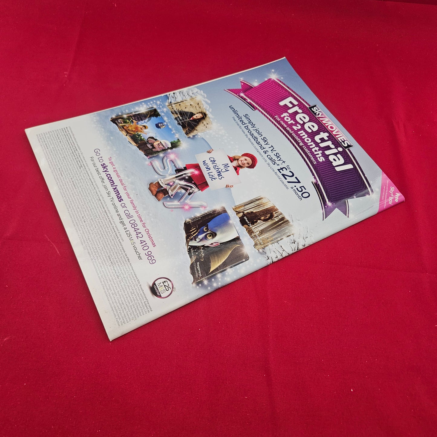 NUTS Magazine 1 December 2011 (1303) IMOGEN THOMAS Lucy Pinder Rosie Jones