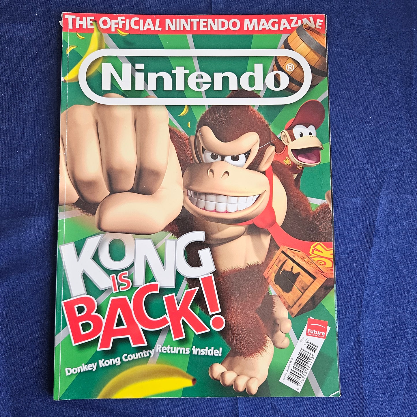 Official Nintendo Magazine Issue 60 October 2010 Donkey Kong Country 3DS GoldenEye