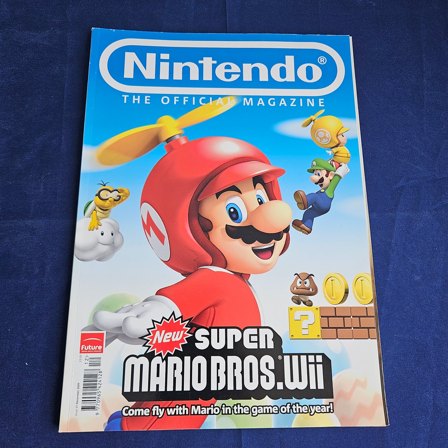 Official Nintendo Magazine Issue 49 December 2009 (1343) New Super Mario Bros Wii