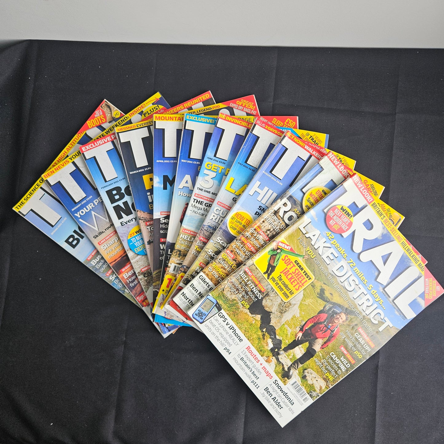 BUNDLE JOBLOT 11x TRAIL Magazines 2011 Hillwalking Lake District (BJL0139)