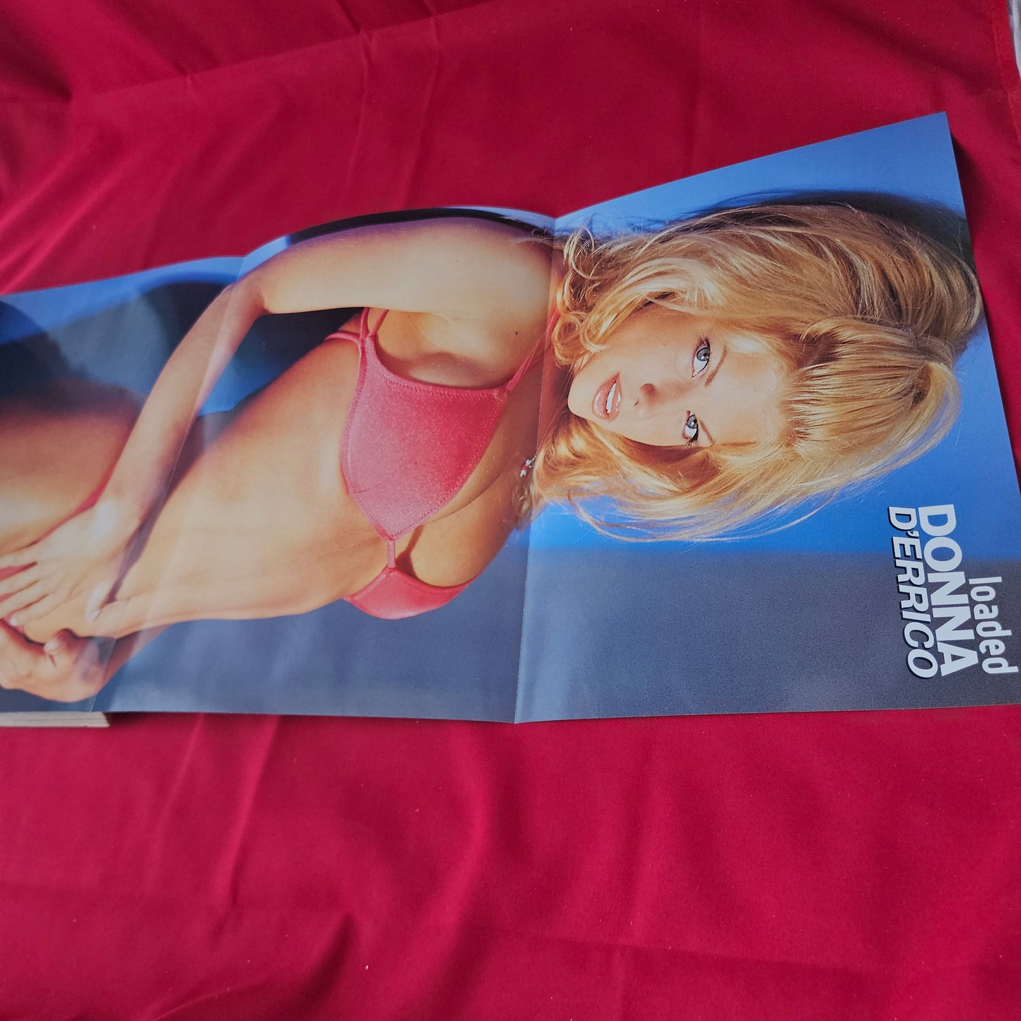 Loaded Magazine November 1996 (1375) Donna D'Errico Melanie Sykes Joanne Guest