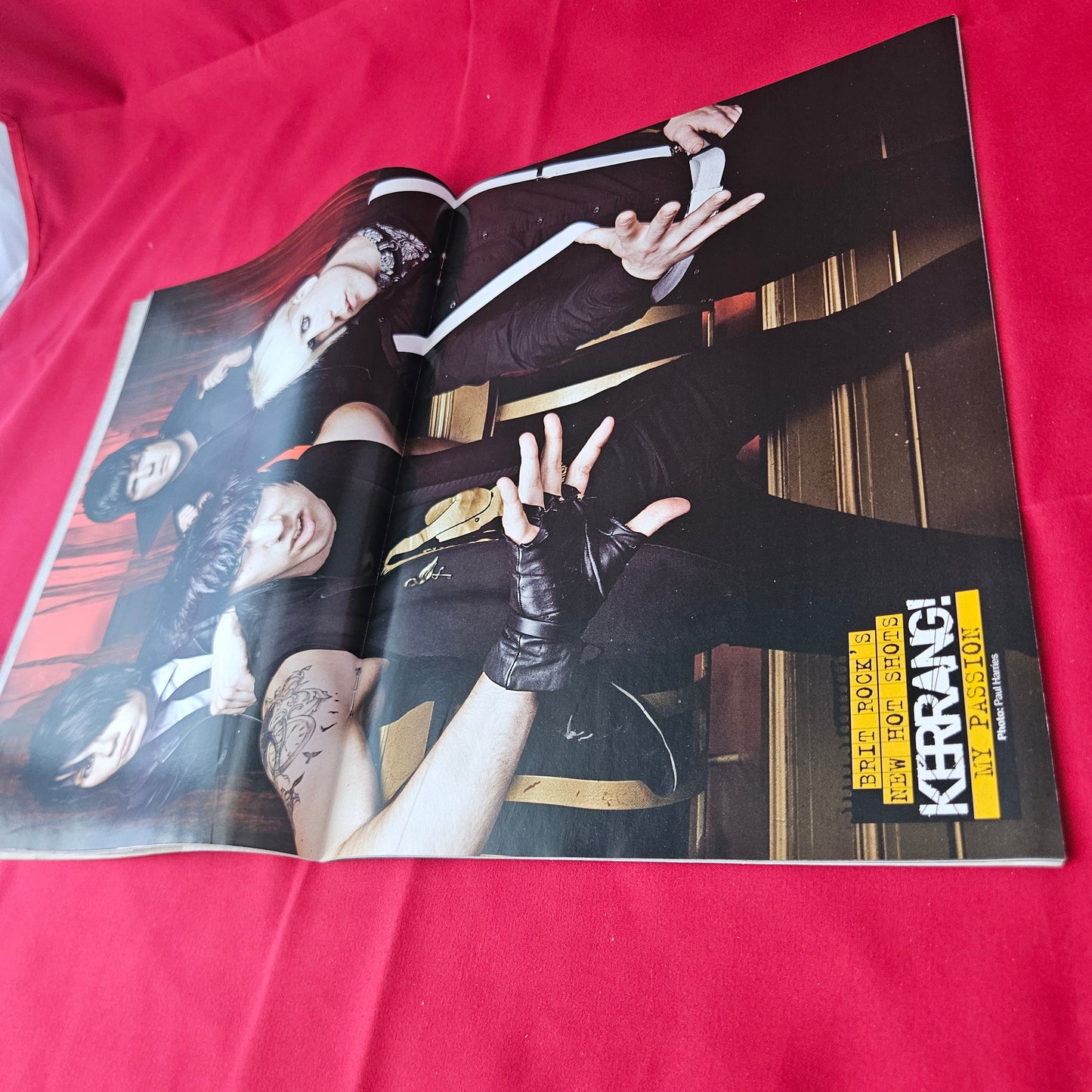 Kerrang! Magazine 26 September 2009 (1376) Pearl Jam My Passion Poster Steel Panther Green Day