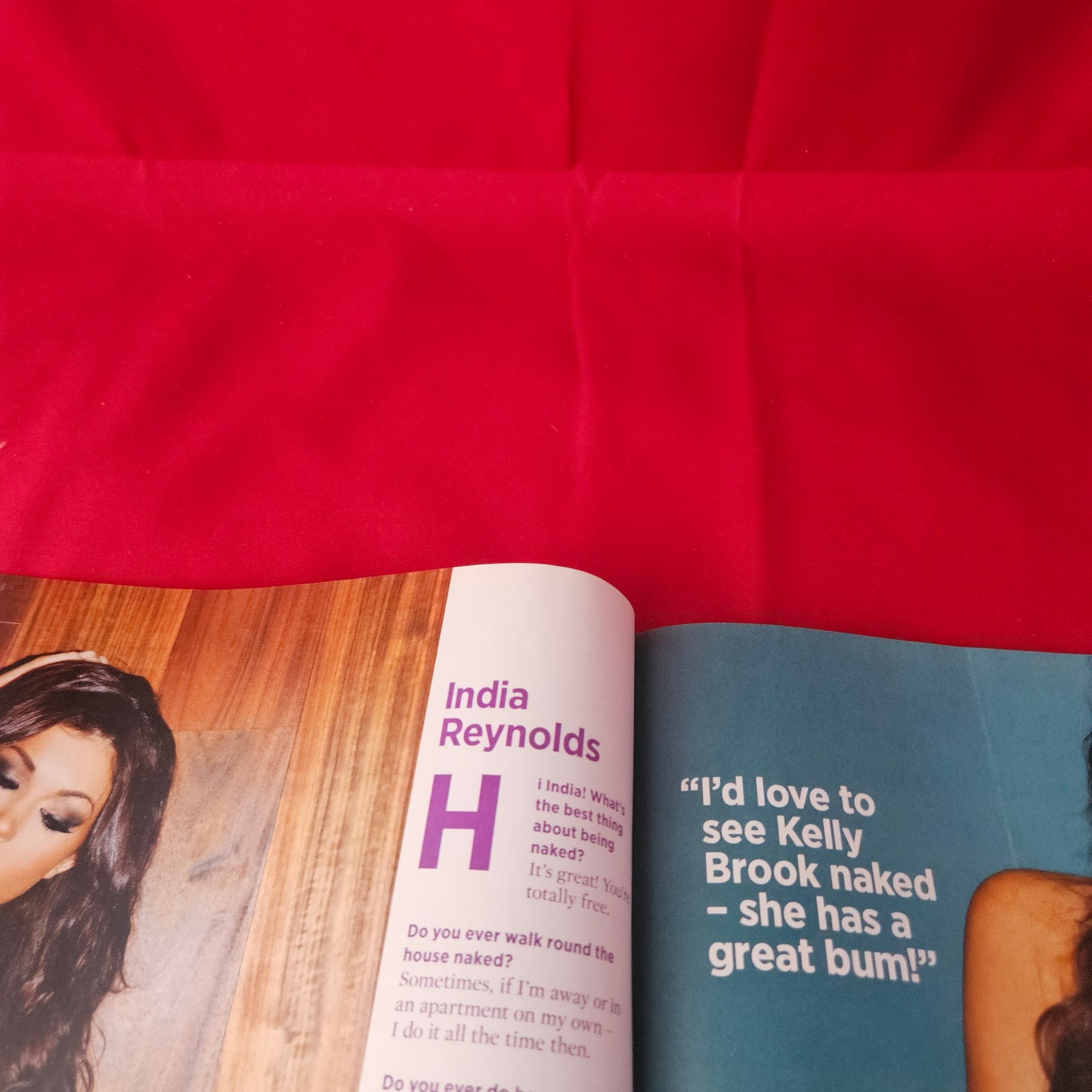 Nuts Magazine 18-24 May 2012 (1390) Holly Peers Nicole Neal Emma Glover India Reynolds