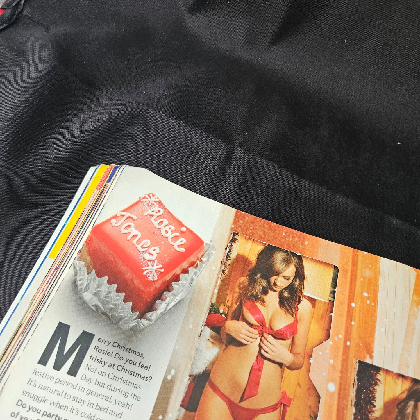 Nuts Magazine 17-30 December 2010 Christmas Double Issue (1383) Lucy Pinder Holly Peers India Reynolds Rosie Jones Sophie Howard Danica Thrall Sam Faiers Glamour Models