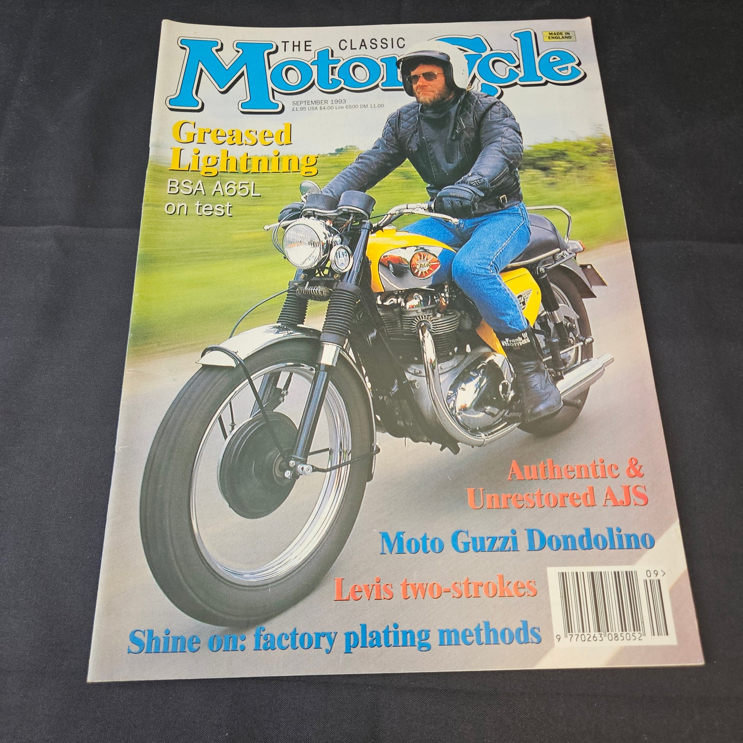 The Classic Motor Cycle Magazine September 1993 (1402) BSA A65L AJS Moto Guzzi Levis