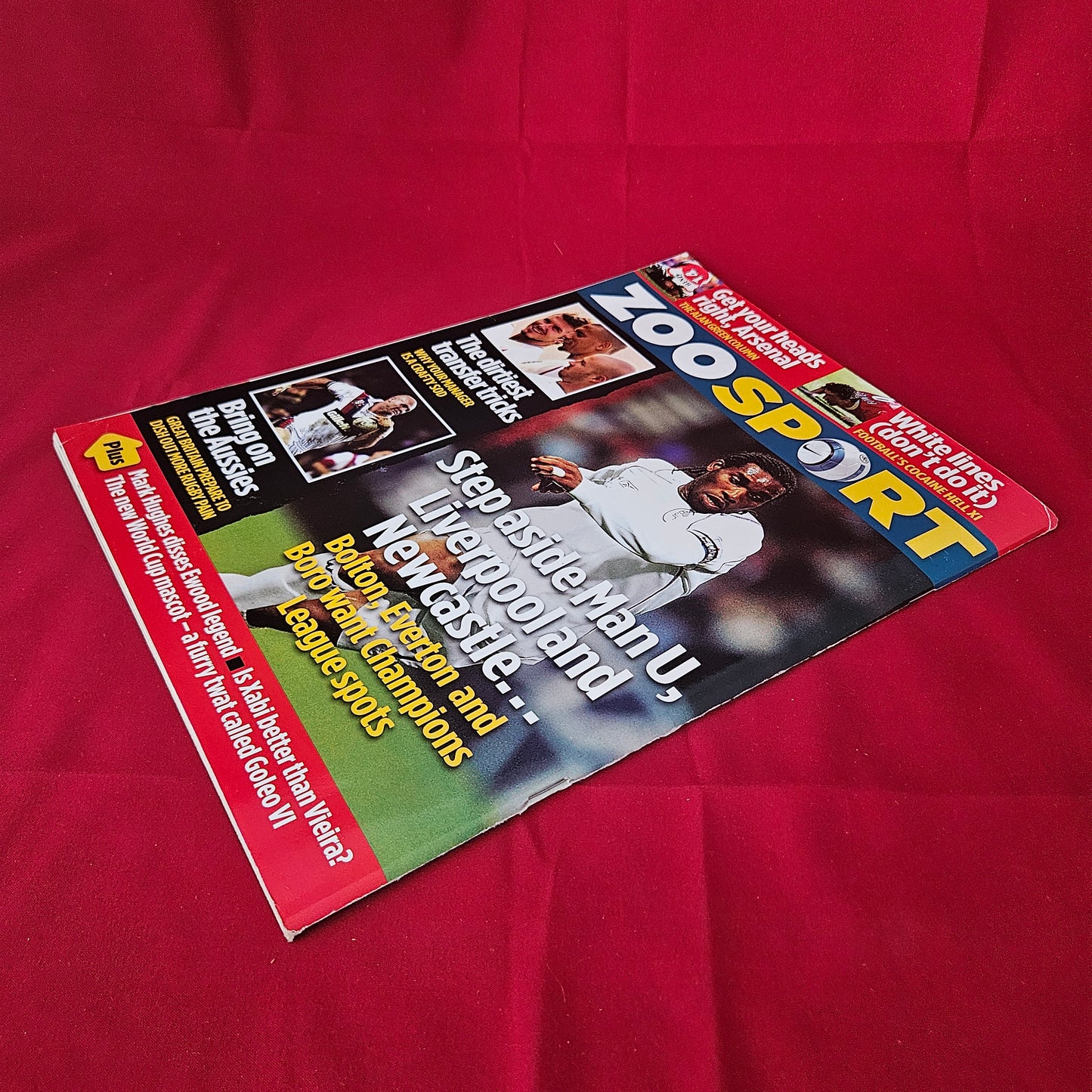 Zoo Magazine 26 November-2 December 2004 (1415) Sophie Anderton Nancy Sorrell