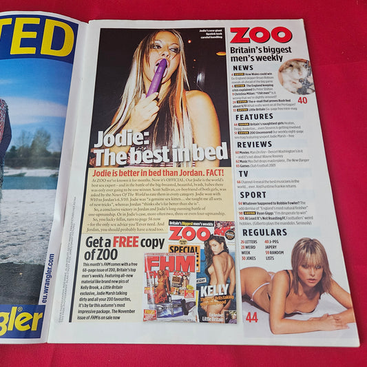 Zoo Magazine 8-14 October 2004 (1415) Jodie Marsh Jakki Degg Michelle Marsh Sophie Anderton Abi Titmuss