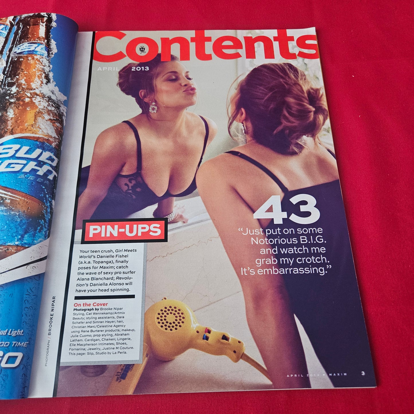 Maxim Magazine April 2013 (1423) Danielle Fishel Jennifer Love Hewitt Jessica Alba Megan Fox