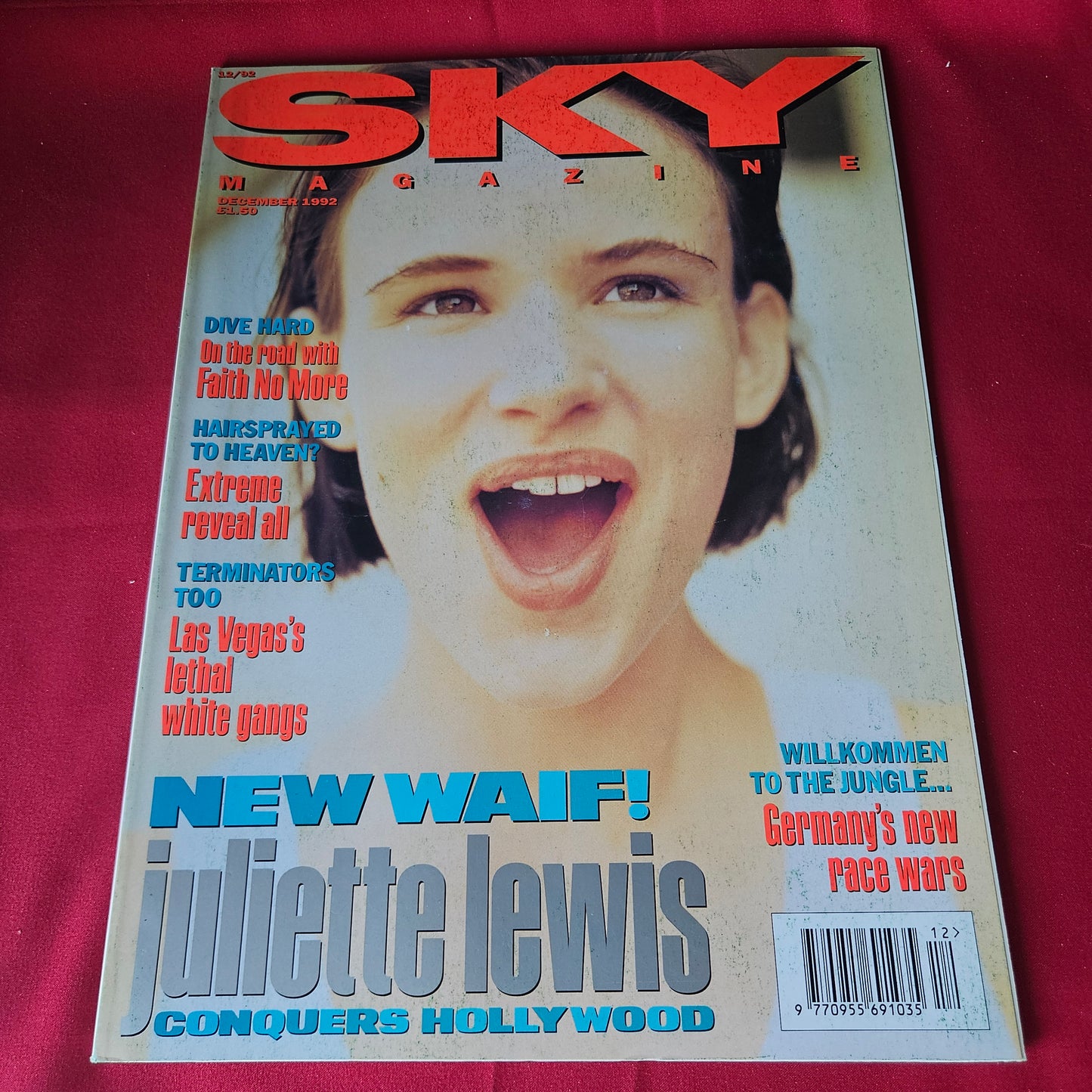 Sky Magazine December 1992 Juliette Lewis Brad Pitt Kate Moss (1443)