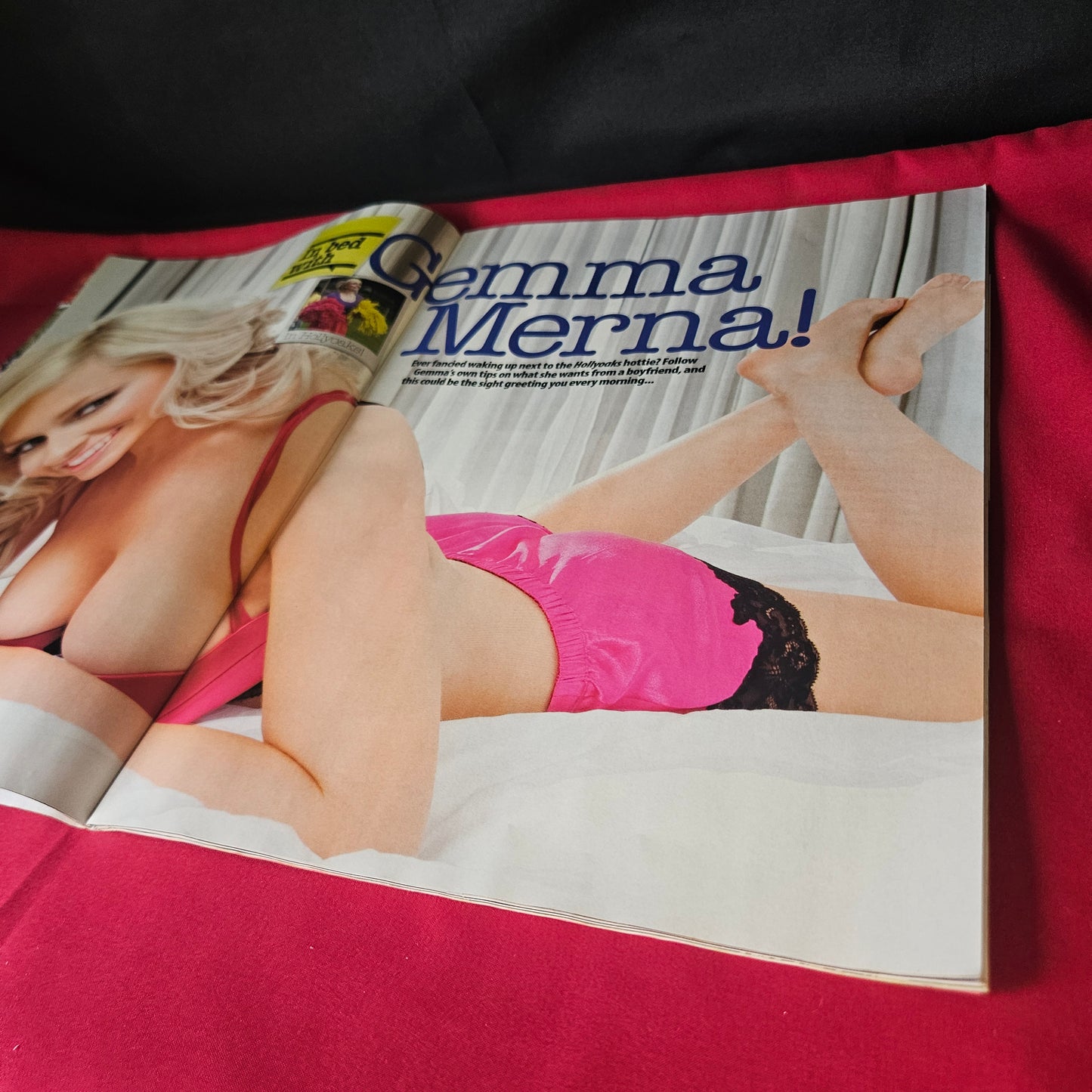 ZOO Magazine 13-19 November 2009 Gemma Merna Sammie Pennington SKU 1471