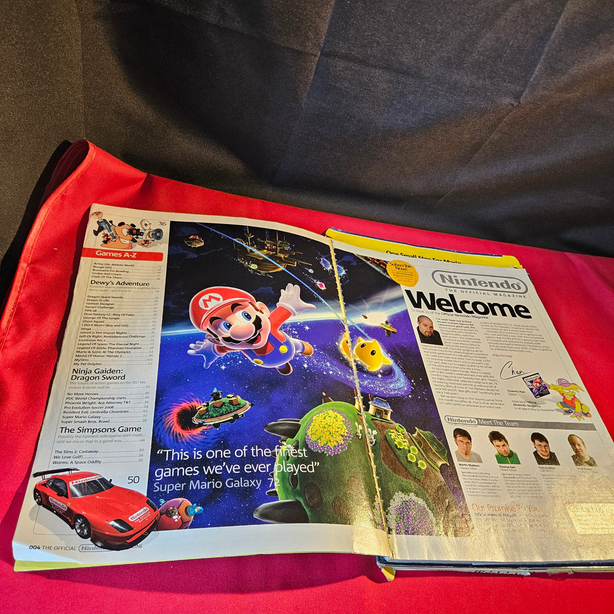 Official Nintendo Magazine 23 December 2007 Super Mario Galaxy Mario Sonic Stickers SKU 1516