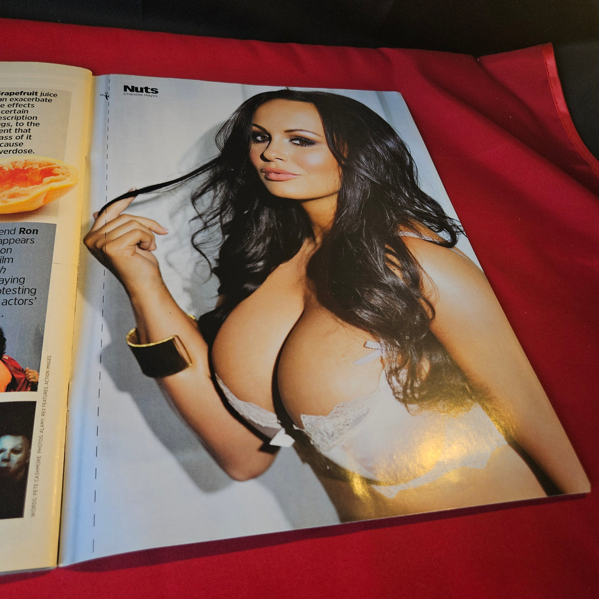 Nuts Magazine 1-7 November 2013 Chanelle Hayes Exclusive Glamour Issue SKU 1521