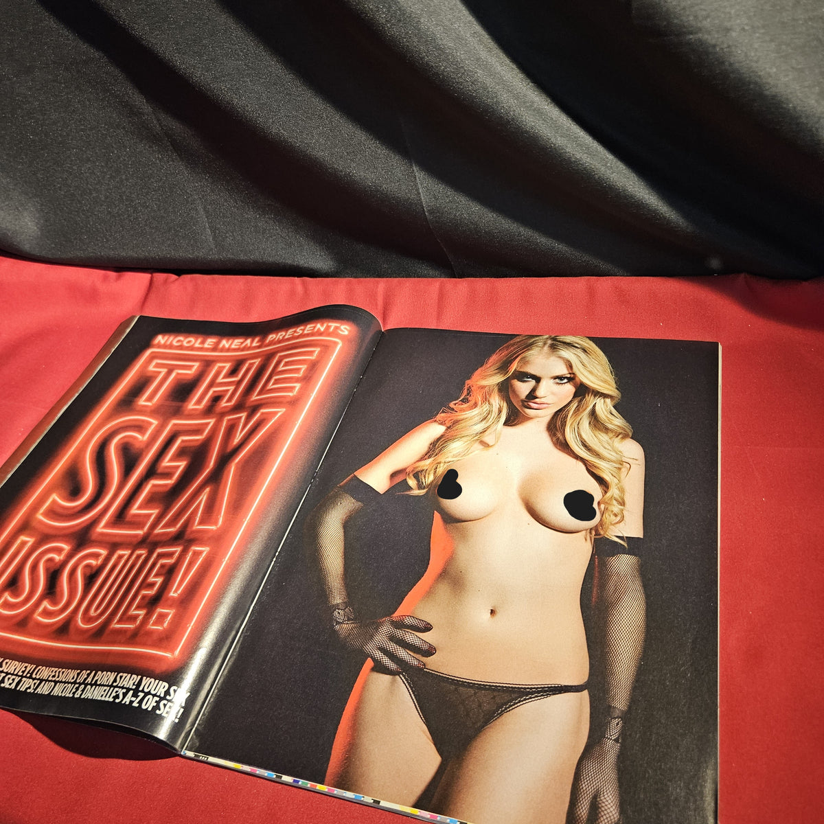 Nuts Magazine 18-24 January 2013 Nicole Neal Danielle Sharp Sex Issue SKU 1580